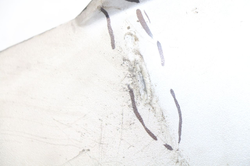 photo de progi boczne PEUGEOT SATELIS 125 (2010 - 2012) - Oznaczenia i referencje