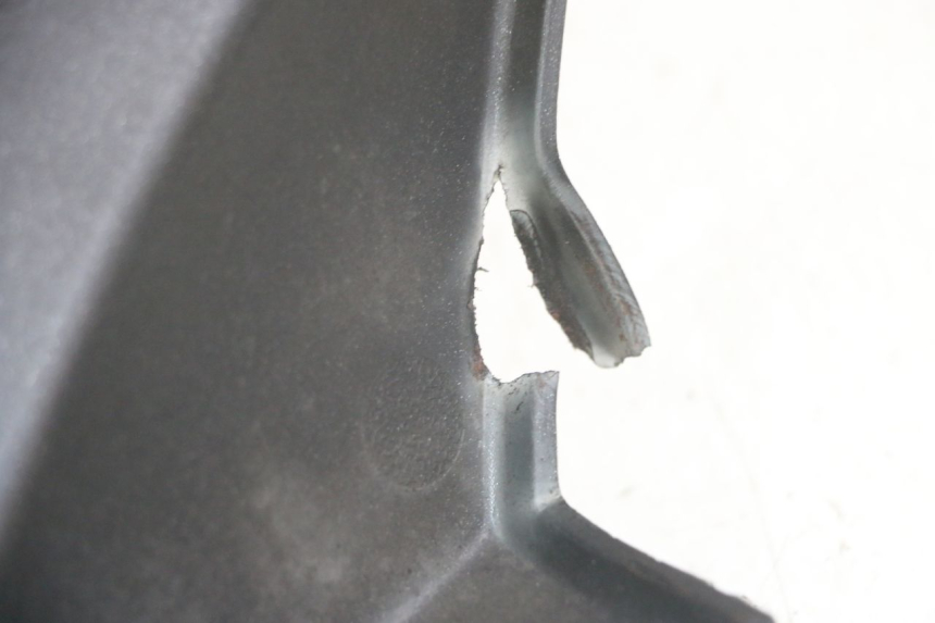 photo de progi boczne PEUGEOT SATELIS 125 (2013 - 2018) - Zoom stanu zużycia