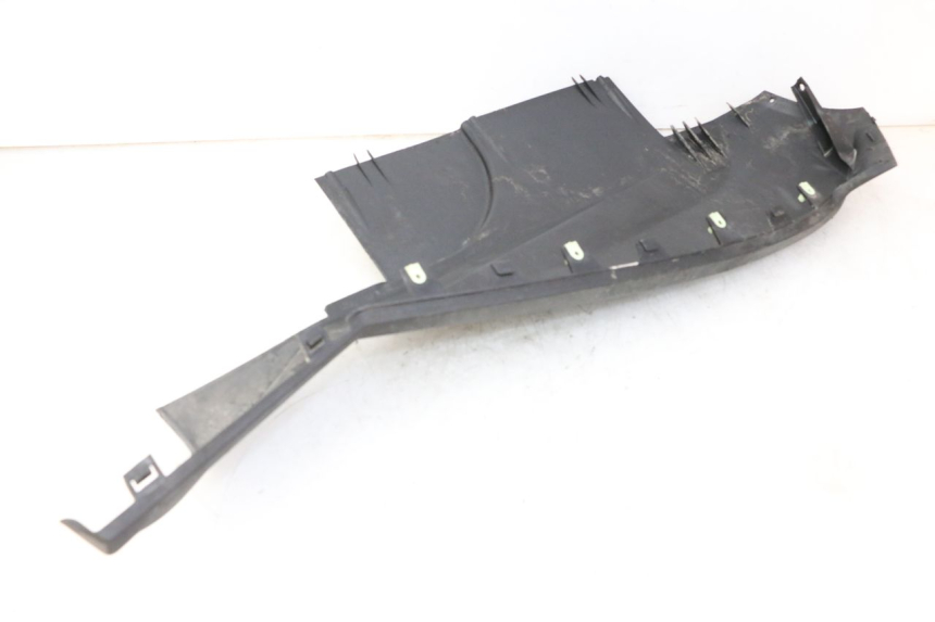 photo de progi boczne PEUGEOT SATELIS 125 (2010 - 2012) - Zoom stanu zużycia