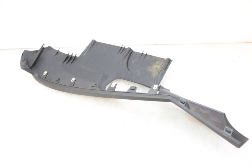 photo de progi boczne PEUGEOT SATELIS 125 (2013 - 2018) - Zoom stanu zużycia