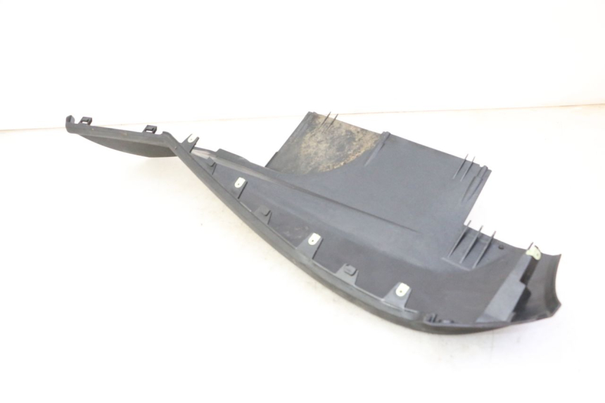 photo de progi boczne PEUGEOT SATELIS 125 (2013 - 2018) - Oznaczenia i referencje