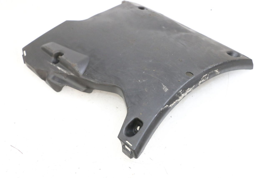 photo de progi boczne PEUGEOT STREETZONE I 2T 50 (2018 - 2020) - Zoom stanu zużycia