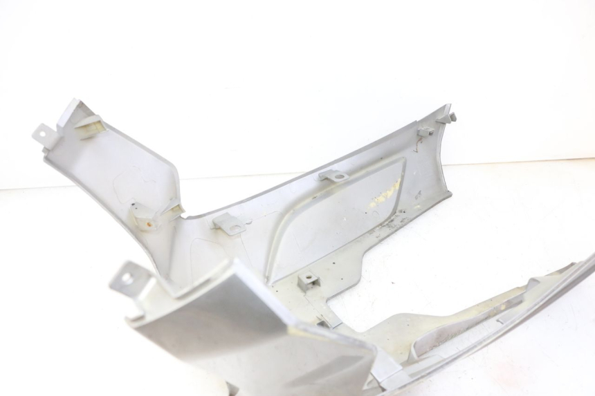 photo de progi boczne APRILIA SXR 50 (2021 - 2023) - Zoom stanu zużycia