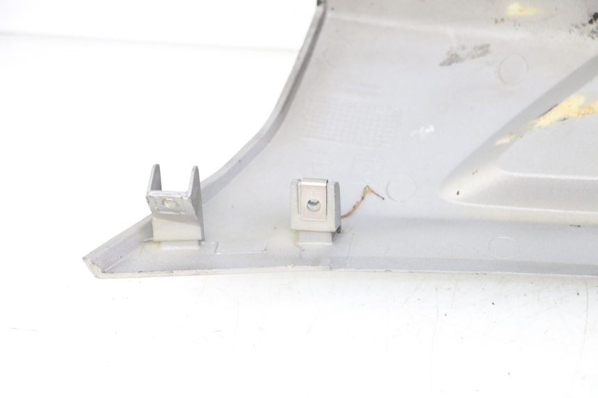 photo de progi boczne APRILIA SXR 50 (2021 - 2023) - Stan powierzchni