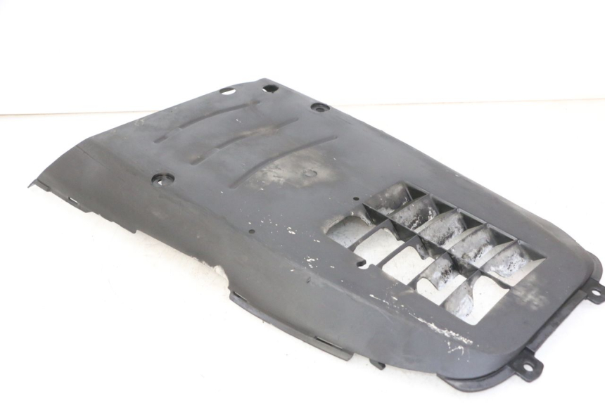 photo de progi boczne SUZUKI UH BURGMAN 125 (2002 - 2006) - Stan powierzchni