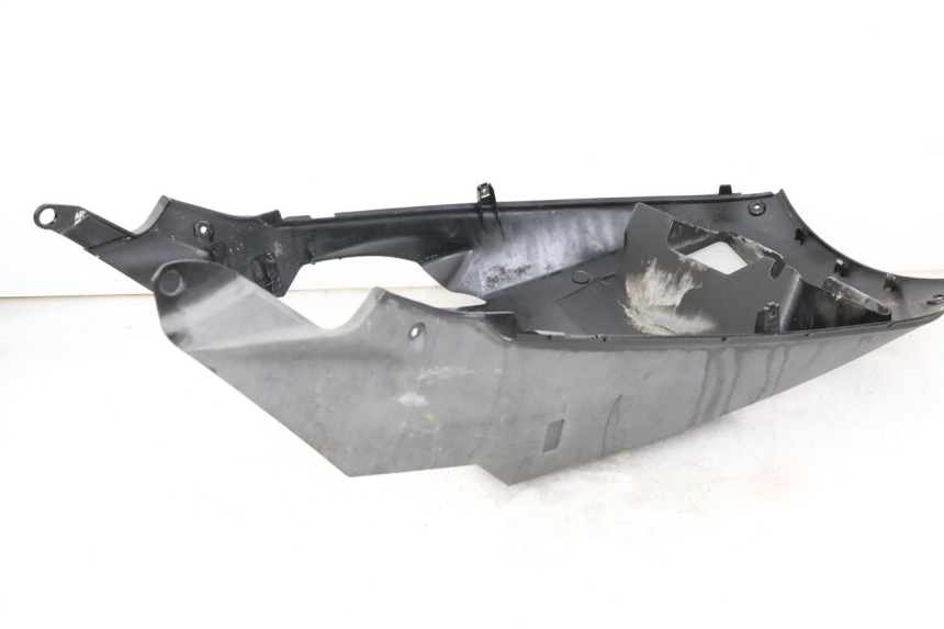 photo de PROGIEBIEŃ NADWOZIA YAMAHA X-MAX XMAX 125 (2010 - 2013) - Inny kąt widzenia