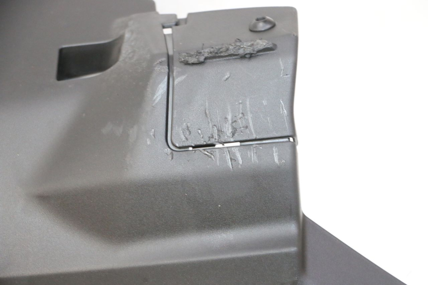 photo de progi boczne YAMAHA XMAX X-MAX 125 (2021 - 2025) - Punkty mocowania