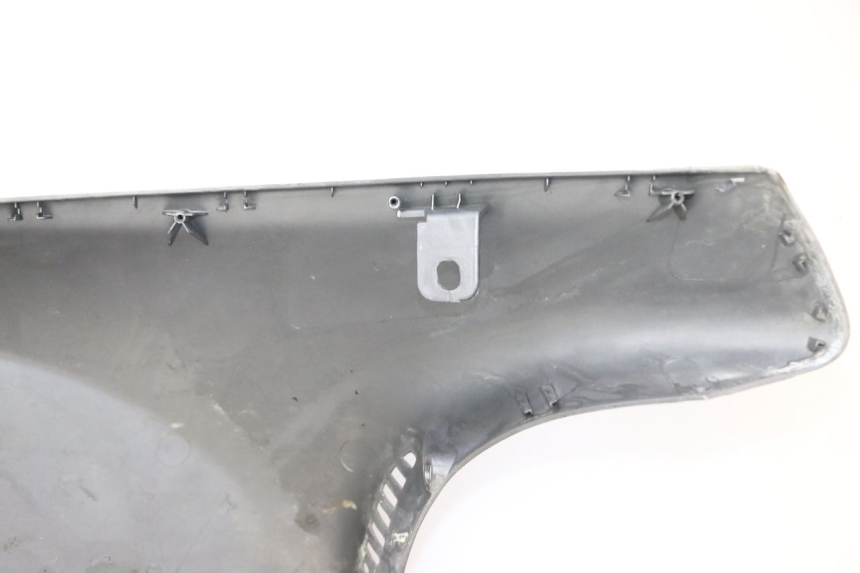 photo de progi boczne PIAGGIO X9 EVOLUTION 125 (2003 - 2007) - Oznaczenia i referencje