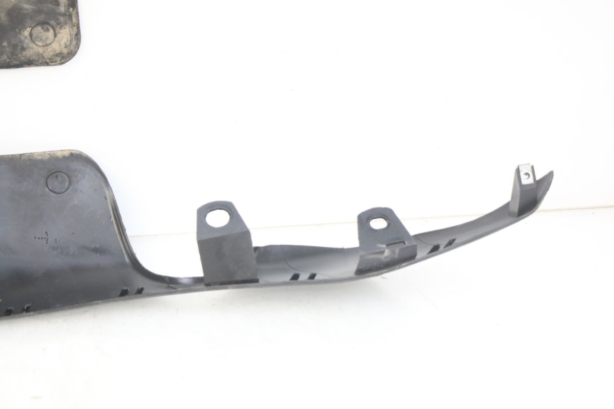 photo de progi boczne PIAGGIO ZIP 4T 50 (2018 - 2020) - Oznaczenia i referencje