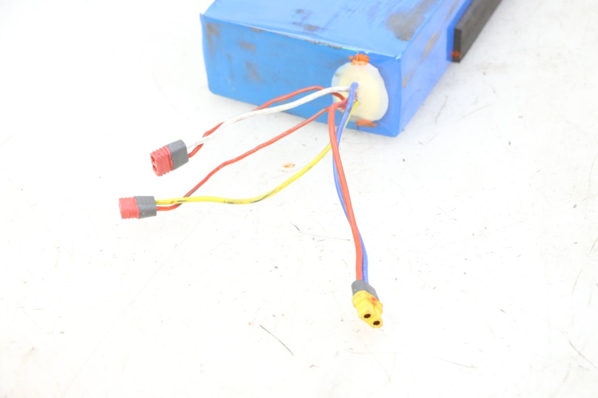 photo de AKUMULATOR HERO S10 1 - Inny kąt widzenia