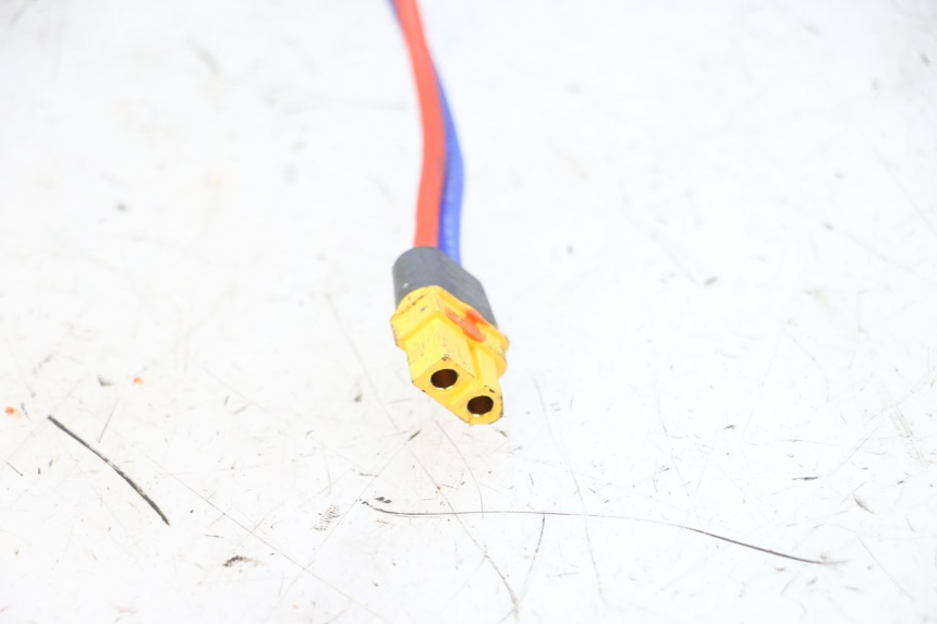 photo de AKUMULATOR HERO S10 1 - Zbliżenie techniczne