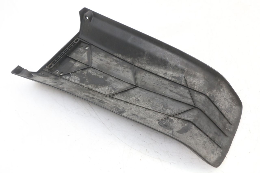 photo de BŁOTNIK TYLNY KYMCO AGILITY CARRY 50 (2011 - 2020) - Zbliżenie techniczne