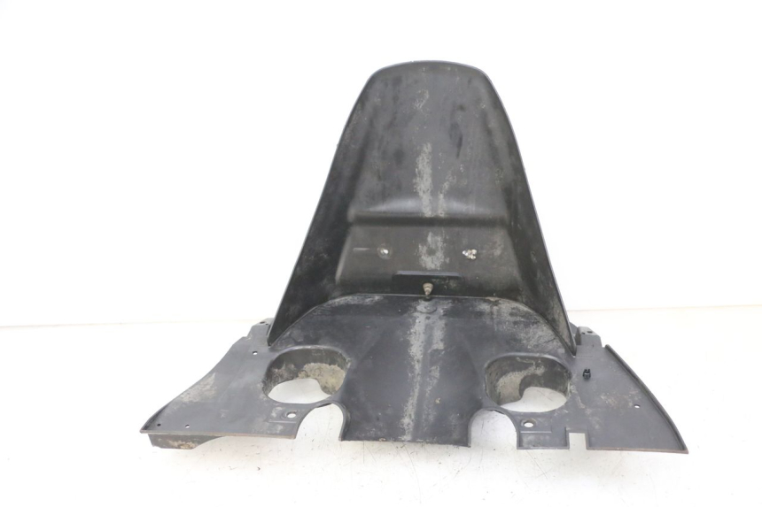 photo de TYLNY BŁOTNIK SUZUKI BURGMAN 125 (2007 - 2014) - Szczegół części