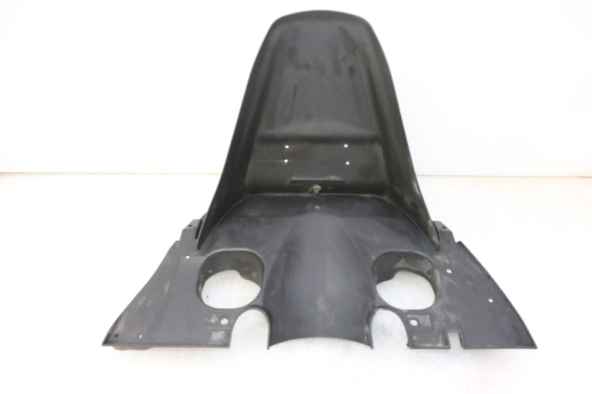 photo de TYLNY BŁOTNIK SUZUKI BURGMAN 125 (2007 - 2014) - Szczegół części