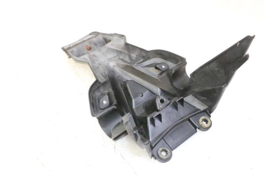 photo de Tylna błotnik HONDA CBF 125 (2009 - 2015) - Inny kąt widzenia