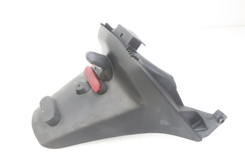 photo de TYLNY BŁOTNIK PEUGEOT CITYSTAR 125 (2011 - 2017) - Inny kąt widzenia