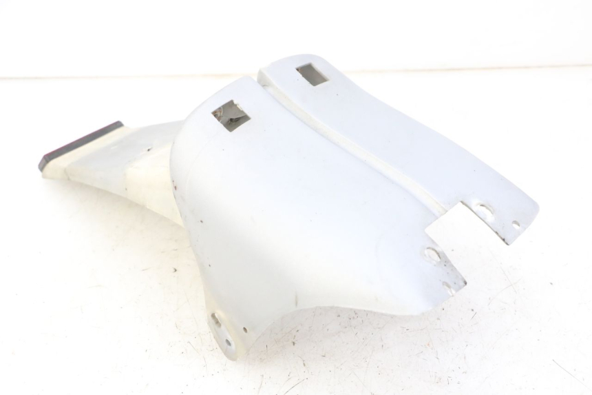 photo de TYLNY BŁOTNIK APRILIA CLASSIC 125 (1995 - 2001) - Zbliżenie techniczne