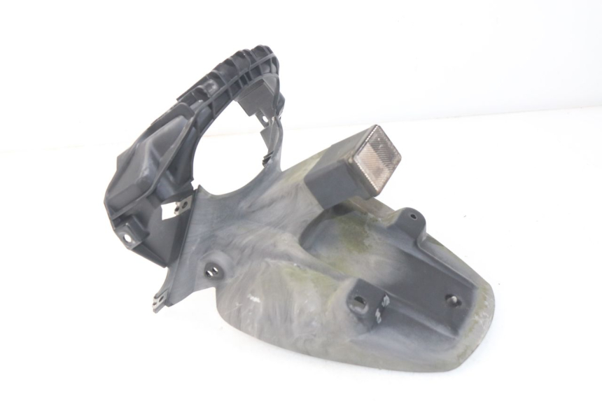 photo de BŁOTNIK TYLNY HYOSUNG COMET GTR 125 (2007 - 2014) - Zbliżenie techniczne