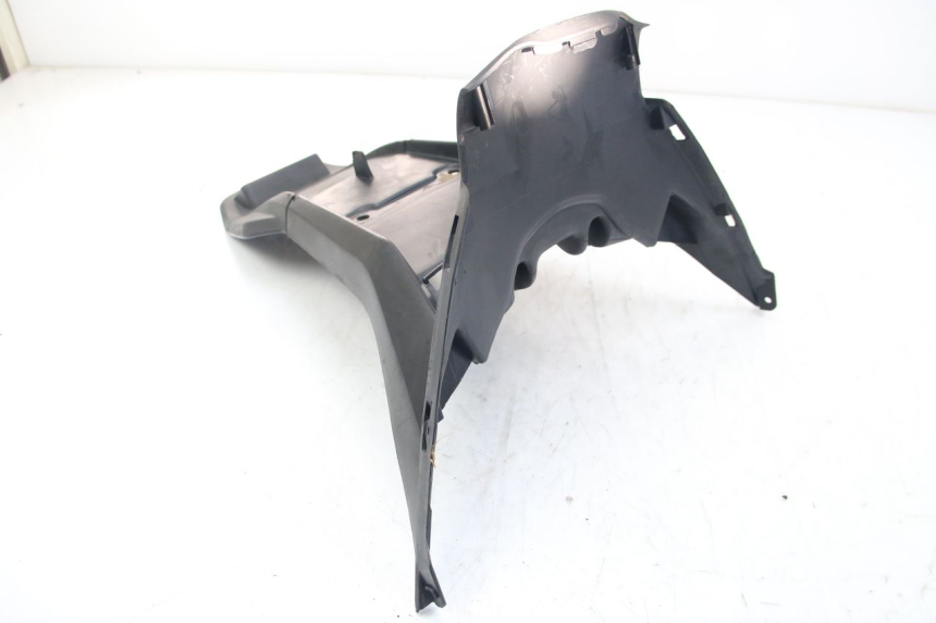 photo de TYLNY BŁOTNIK KYMCO DOWNTOWN ABS 125 (2015 - 2017) - Zbliżenie techniczne