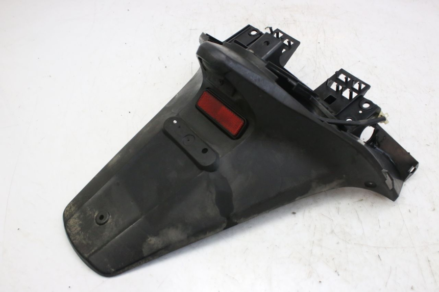 photo de BŁOTNIK TYLNY HONDA FES S-WING SWING ABS 125 (2007 - 2015) - Zoom stanu zużycia