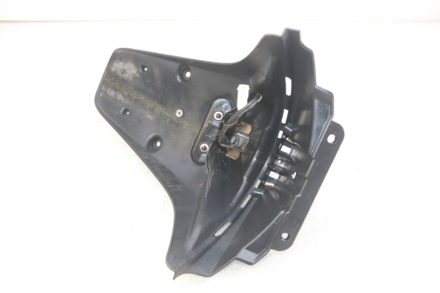 photo de TYLNY BŁOTNIK PIAGGIO FLY 4T 50 (2013 - 2017) - Zoom stanu zużycia