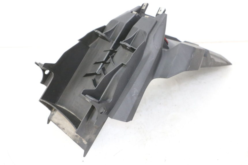 photo de TYLNY BŁOTNIK HONDA FORZA 125 (2021 - 2025) - Inny kąt widzenia