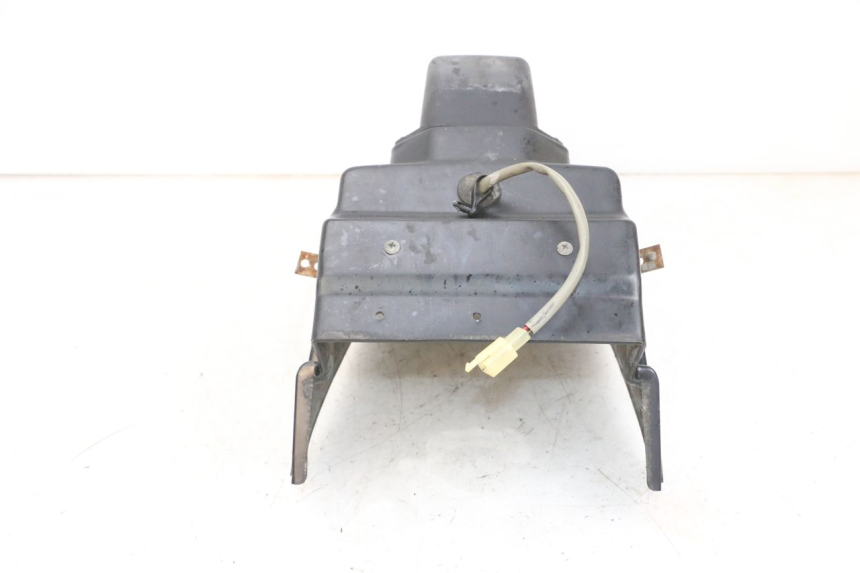 photo de BŁOTNIK TYLNY KAWASAKI GPX R WARBIRD 600 (1988 - 1993) - Stan powierzchni