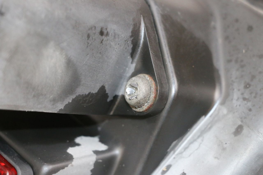 photo de BŁOTNIK TYLNY KAWASAKI GPX R WARBIRD 600 (1988 - 1993) - Część sprawdzona