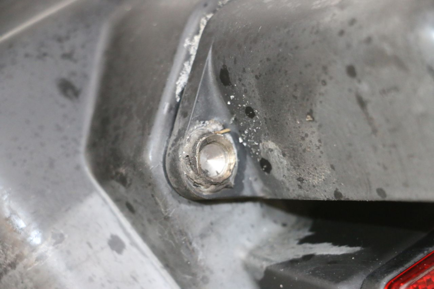 photo de BŁOTNIK TYLNY KAWASAKI GPX R WARBIRD 600 (1988 - 1993) - Oznaczenia i referencje