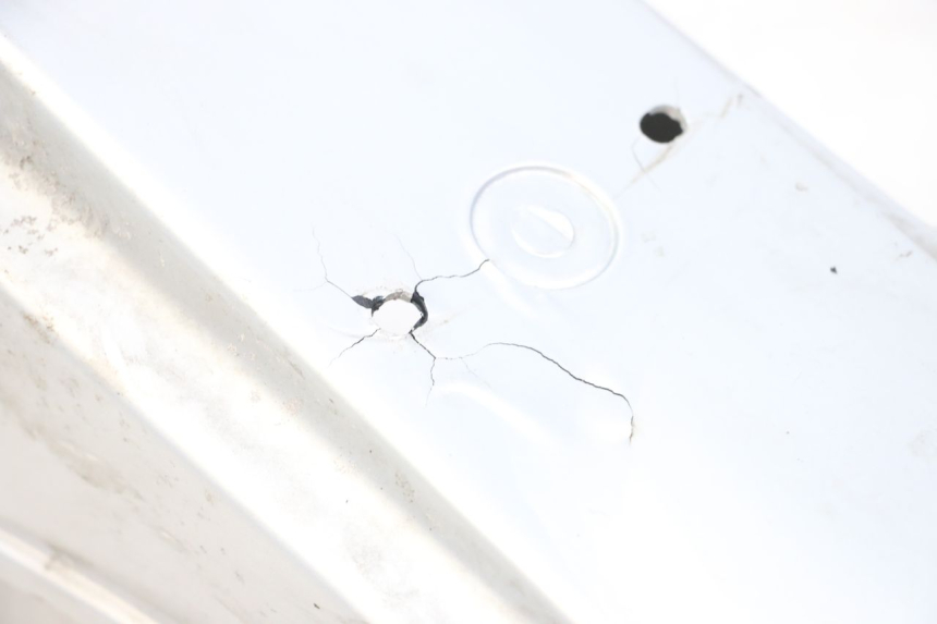 photo de BŁOTNIK TYLNY SUZUKI GSX E 250 (1982 - 1983) - Inny kąt widzenia