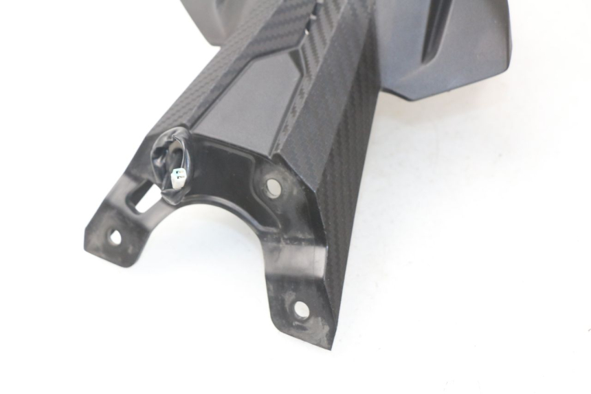 photo de TYLNY BŁOTNIK SUZUKI GSX-R GSXR 750 (2011 - 2016) - Inny kąt widzenia