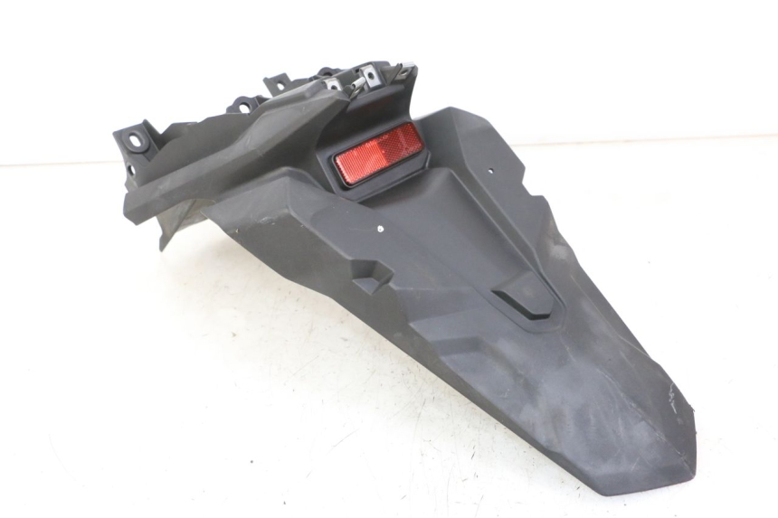 photo de TYLNY BŁOTNIK HONDA FORZA 125 (2021 - 2025) - Zbliżenie techniczne
