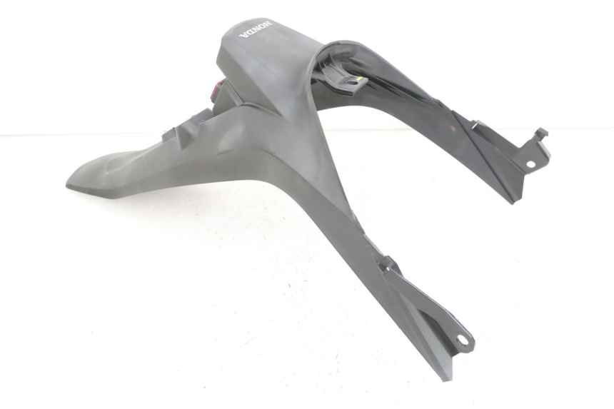 photo de TYLNY BŁOTNIK HONDA SH i 300 (2015 - 2020) - Inny kąt widzenia