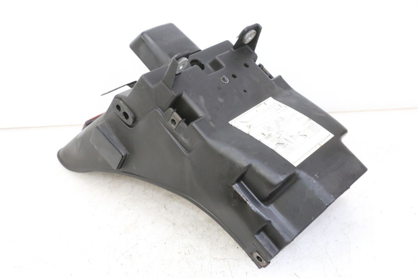 photo de BŁOTNIK TYLNY KAWASAKI GTR 1000 (1994 - 2004) - Inny kąt widzenia