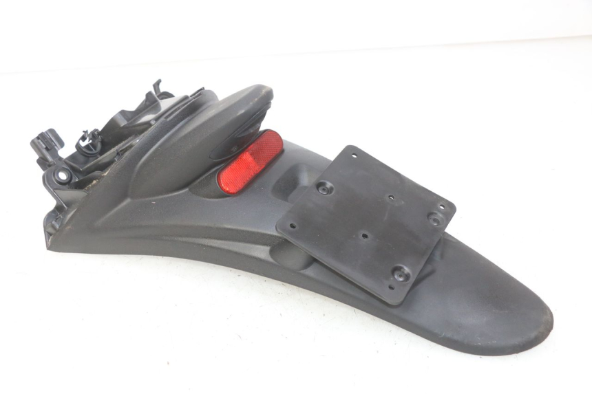 photo de BŁOTNIK TYLNY PIAGGIO LIBERTY IGET 4T 50 (2015 - 2020) - Zbliżenie techniczne