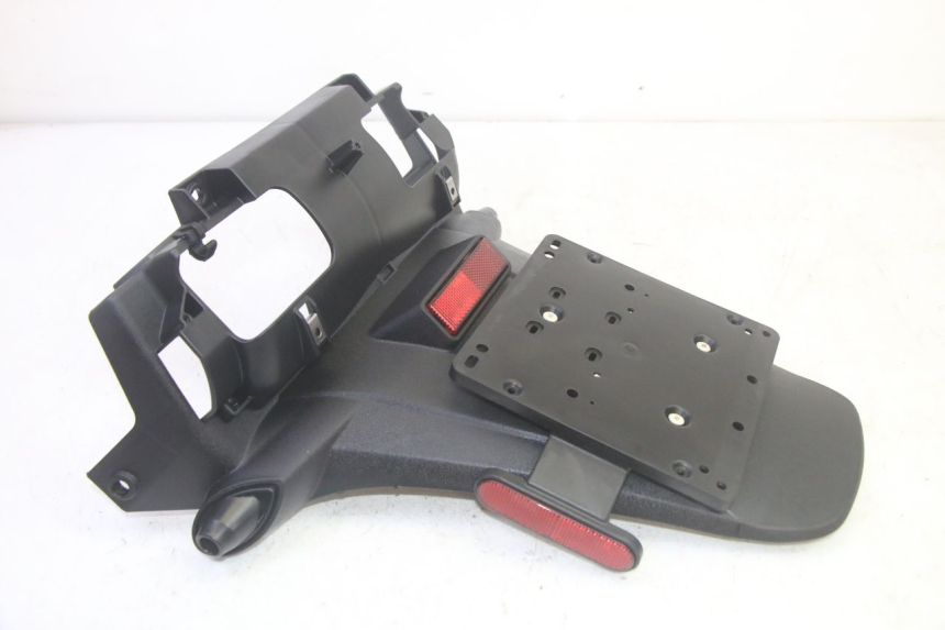 photo de TYLNY BŁOTNIK PIAGGIO MP3 HPE 350 (2018 - 2020) - Widok główny