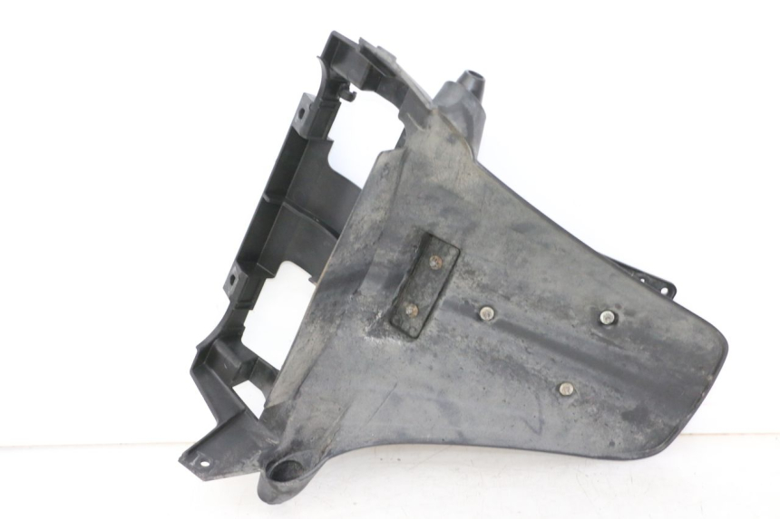 photo de BŁOTNIK TYLNY PIAGGIO MP3 500 (2014 - 2017) - Zbliżenie techniczne