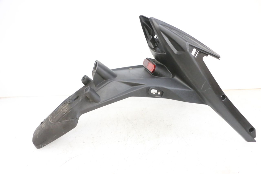 photo de BŁOTNIK TYLNY PIAGGIO NEW TYPHOON 50 (2018 - 2021) - Zbliżenie techniczne