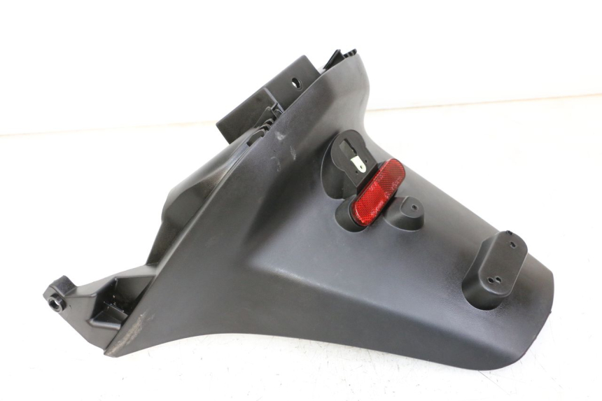 photo de BŁOTNIK TYLNY PEUGEOT CITYSTAR 50 (2013 - 2017) - Inny kąt widzenia