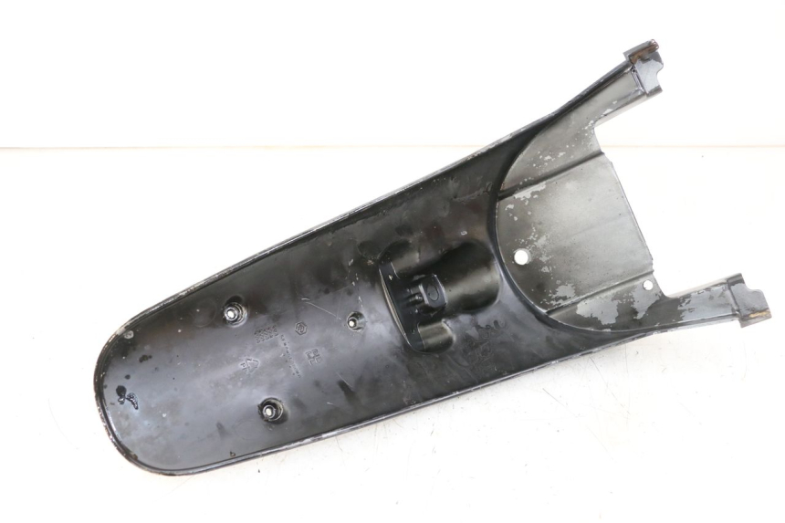 photo de BŁOTNIK TYLNY PIAGGIO BEVERLY 125 (1998 - 2005) - Szczegół części