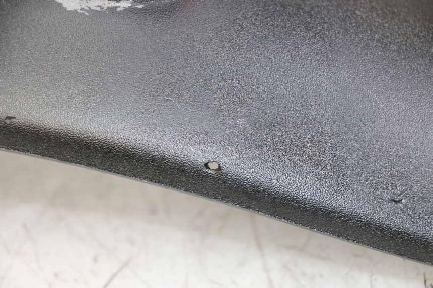 photo de BŁOTNIK TYLNY PIAGGIO BEVERLY 125 (1998 - 2005) - Zbliżenie techniczne