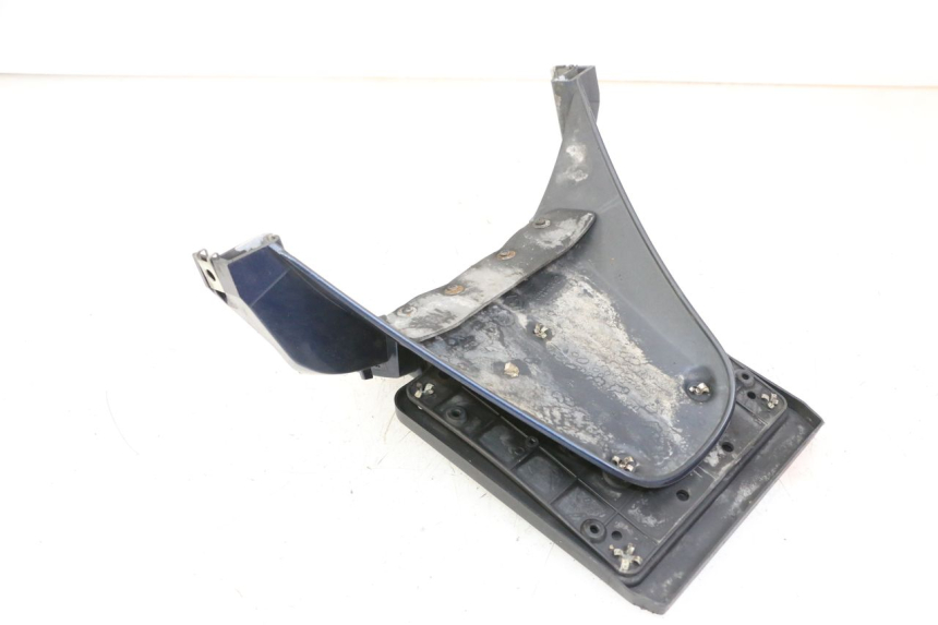 photo de TYLNY BŁOTNIK PIAGGIO VESPA LX 150 (2005 - 2013) - Szczegół części