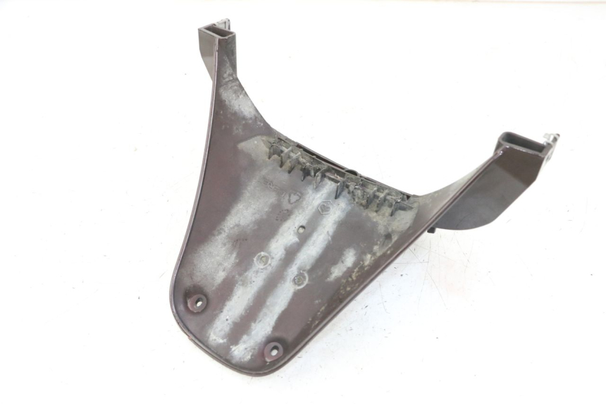 photo de TYLNY BŁOTNIK PIAGGIO VESPA LX IE 125 (2010 - 2012) - Zbliżenie techniczne