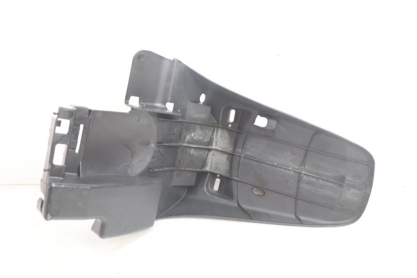 photo de BŁOTNIK TYLNY TNT MOTOR ROMA 12' 2T 50 (2007 - 2018) - Zbliżenie techniczne