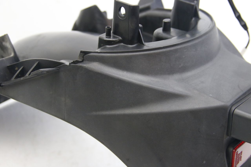 photo de TYLNY BŁOTNIK SUZUKI SIXTEEN 125 (2008 - 2010) - Szczegóły charakterystyczne