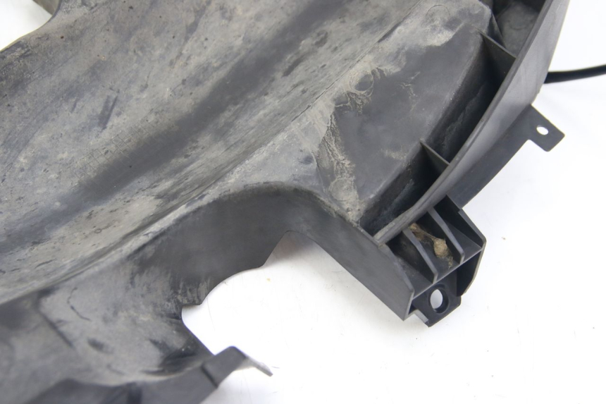 photo de TYLNY BŁOTNIK SUZUKI SIXTEEN 125 (2008 - 2010) - Inny kąt widzenia