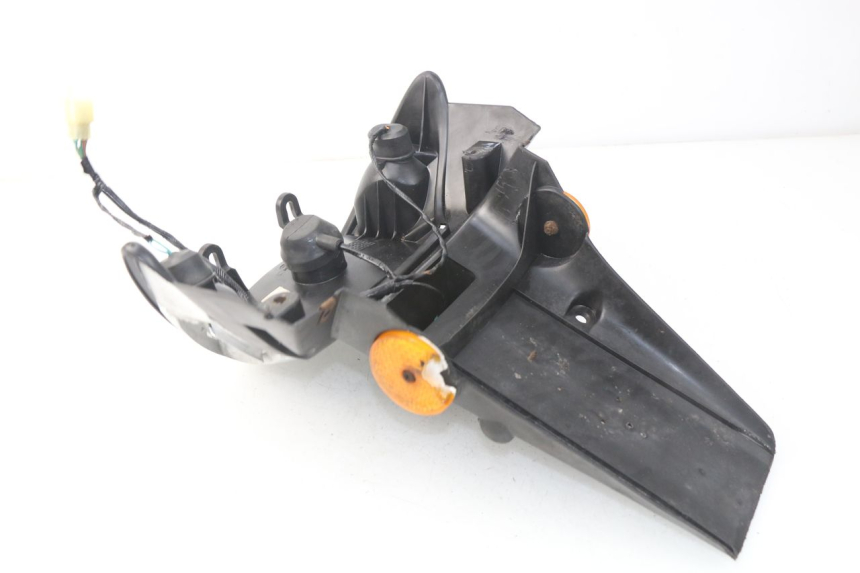 photo de BŁOTNIK TYLNY HONDA SJ BALI 50 (1996 - 1999) - Inny kąt widzenia