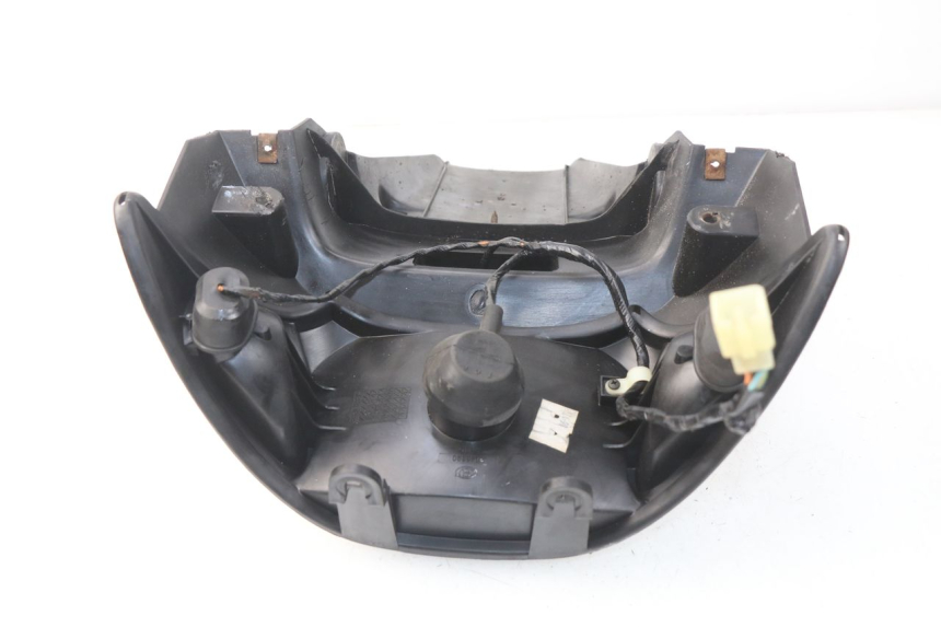 photo de BŁOTNIK TYLNY HONDA SJ BALI 50 (1996 - 1999) - Zbliżenie techniczne