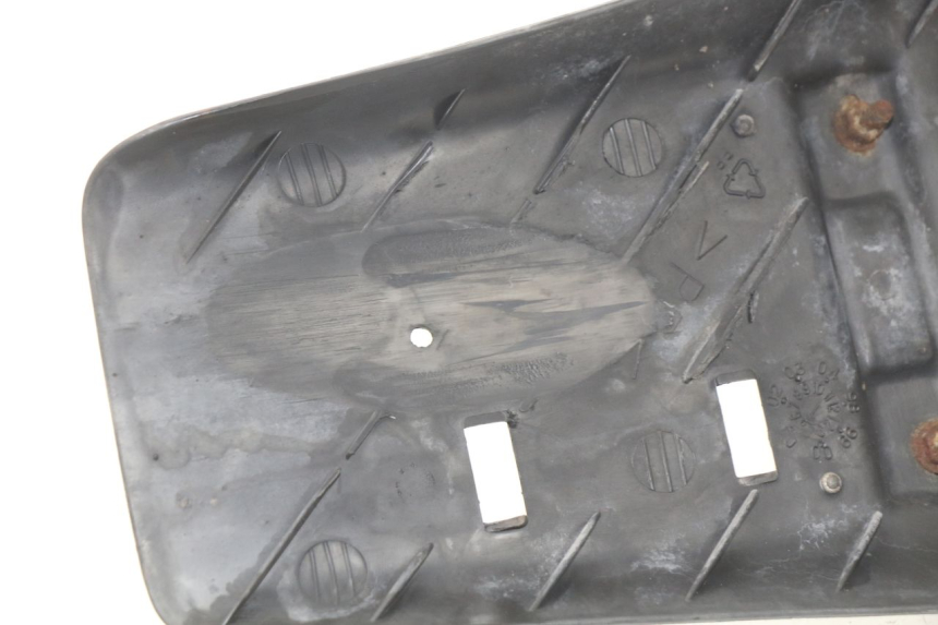 photo de TYLNY BŁOTNIK MBK SKYLINER 125 (2004 - 2007) - Zbliżenie techniczne