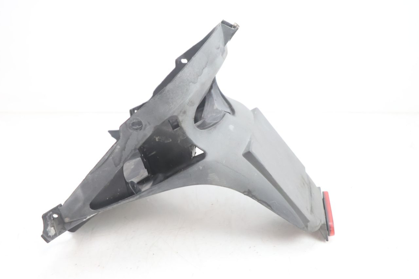 photo de TYLNY BŁOTNIK PEUGEOT SPEEDFIGHT LC 50 (1996 - 2002) - Szczegół części